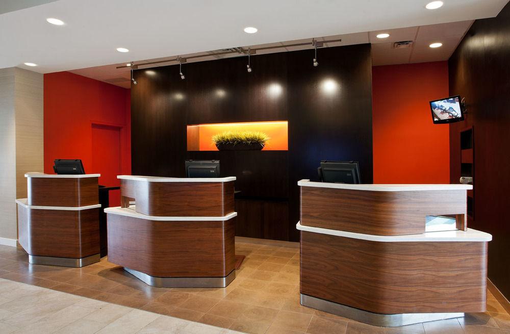 คอร์ตยาร์ด เดนเวอร์ แอร์พอร์ต Hotel ภายนอก รูปภาพ