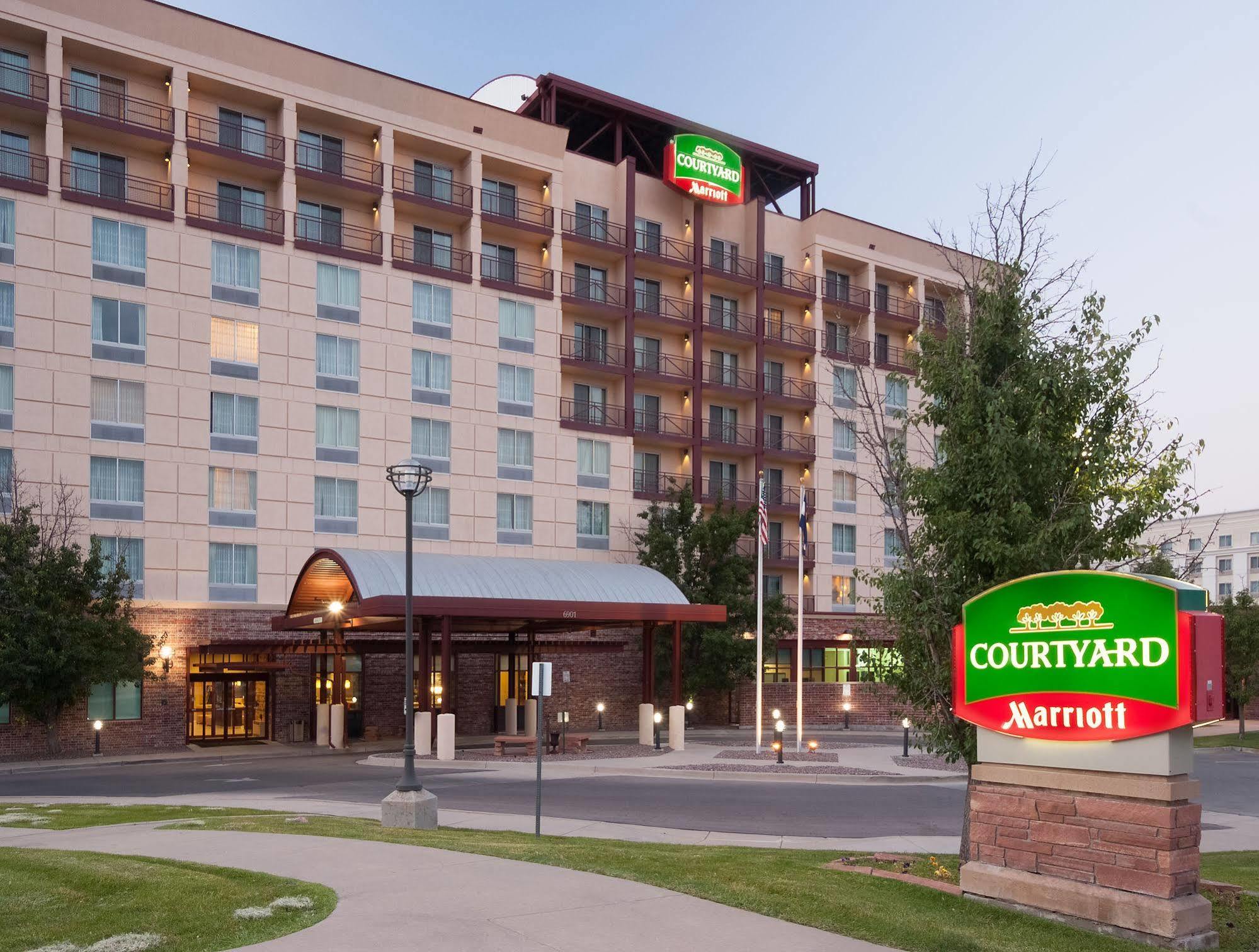 คอร์ตยาร์ด เดนเวอร์ แอร์พอร์ต Hotel ภายนอก รูปภาพ